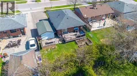 90 Prince Charles Drive Georgetown ON L7G 3V4