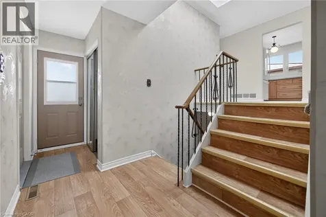 305 Pinegrove Road Oakville ON L6K 3P8