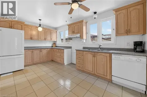 305 Pinegrove Road Oakville ON L6K 3P8