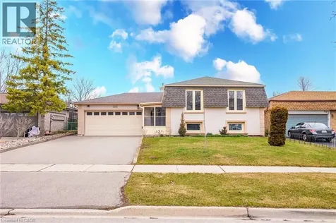 305 Pinegrove Road Oakville ON L6K 3P8