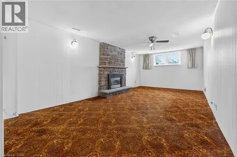 305 Pinegrove Road Oakville ON L6K 3P8