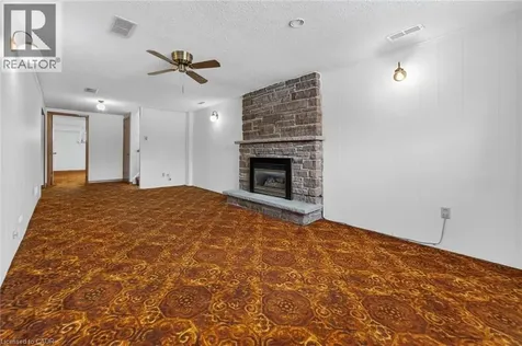 305 Pinegrove Road Oakville ON L6K 3P8