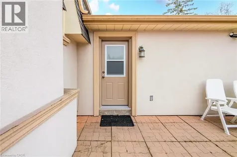 305 Pinegrove Road Oakville ON L6K 3P8