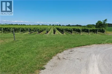 3705 Service Road North Beamsville ON L3J 1J3