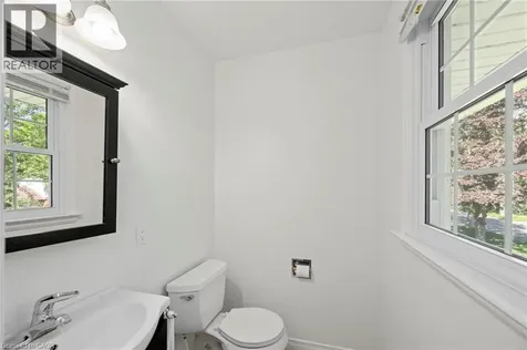 50 Queen Mary Crescent London ON N6H 4B4