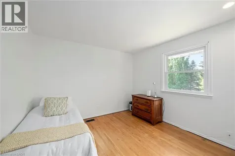 50 Queen Mary Crescent London ON N6H 4B4
