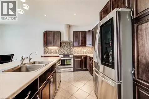 14 La Salle Street Breslau ON N0B 1M0