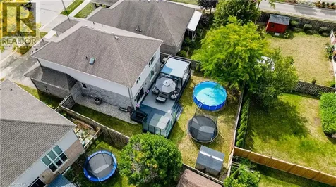 14 La Salle Street Breslau ON N0B 1M0