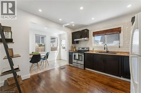 160 Britannia Avenue Hamilton ON L8H 1X1