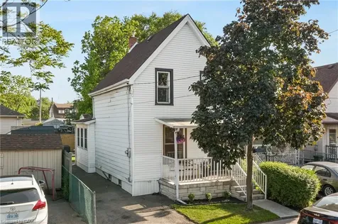 160 Britannia Avenue Hamilton ON L8H 1X1