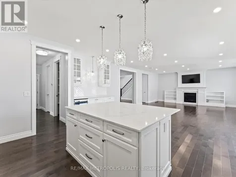 925 Lakewood Crescent Lakeshore ON N8L 1G6