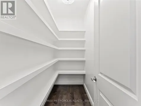925 Lakewood Crescent Lakeshore ON N8L 1G6
