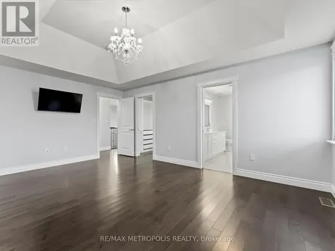 925 Lakewood Crescent Lakeshore ON N8L 1G6