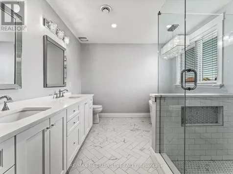 925 Lakewood Crescent Lakeshore ON N8L 1G6