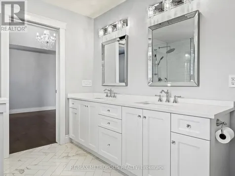 925 Lakewood Crescent Lakeshore ON N8L 1G6
