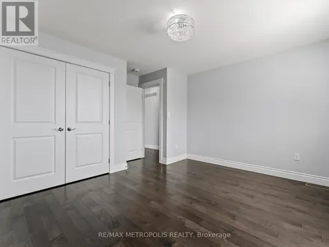 925 Lakewood Crescent Lakeshore ON N8L 1G6