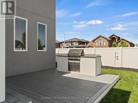 925 Lakewood Crescent Lakeshore ON N8L 1G6
