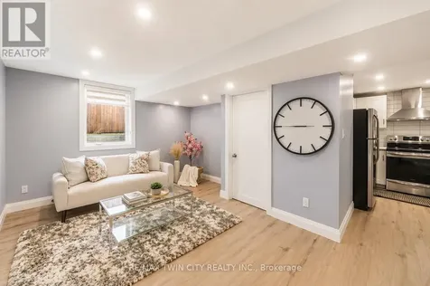 86 Carlyle Drive Kitchener ON N2P 1P5