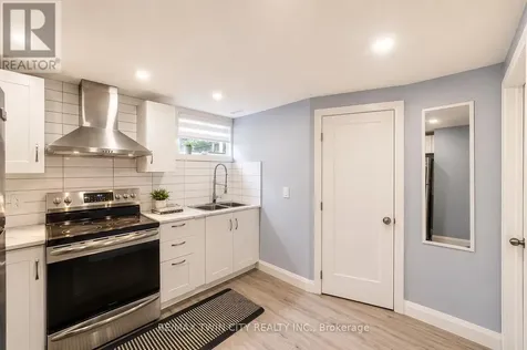 86 Carlyle Drive Kitchener ON N2P 1P5