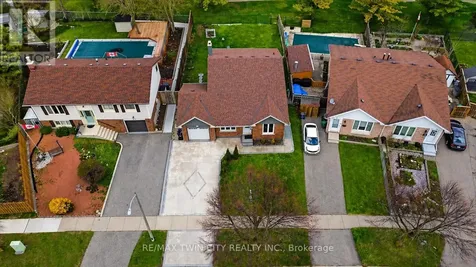 86 Carlyle Drive Kitchener ON N2P 1P5