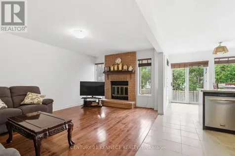 848 Fairlawn Avenue Ottawa ON K2A 4C2
