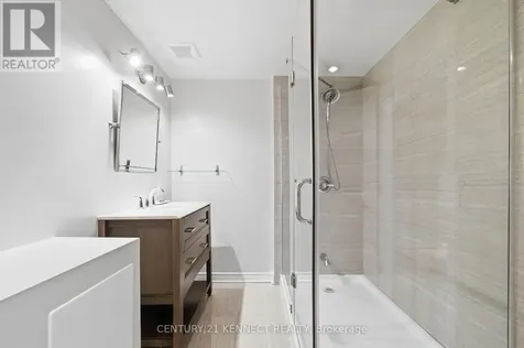 848 Fairlawn Avenue Ottawa ON K2A 4C2