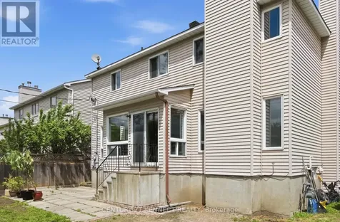 848 Fairlawn Avenue Ottawa ON K2A 4C2