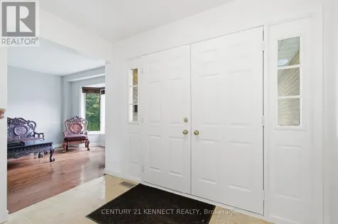 848 Fairlawn Avenue Ottawa ON K2A 4C2