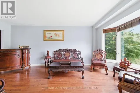 848 Fairlawn Avenue Ottawa ON K2A 4C2