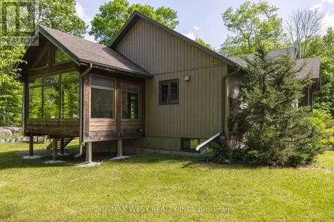 215 Flatrock Road Tweed (hungerford (twp)) ON K0K 2Y0