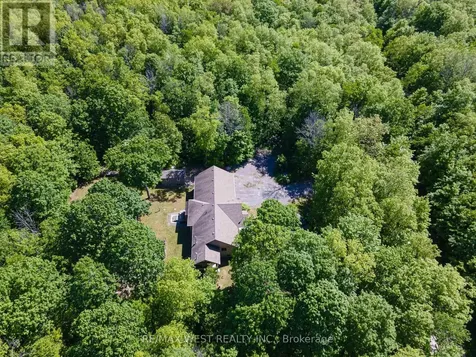 215 Flatrock Road Tweed (hungerford (twp)) ON K0K 2Y0