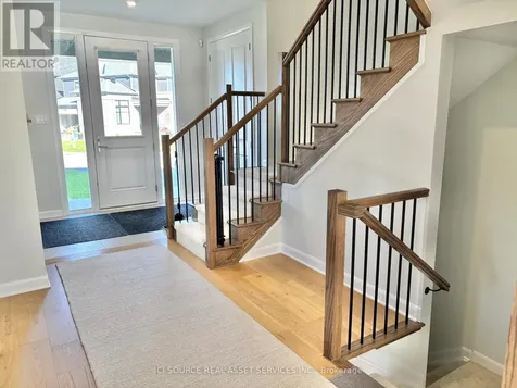128 D'arleux Place Ottawa ON K4M 0W7