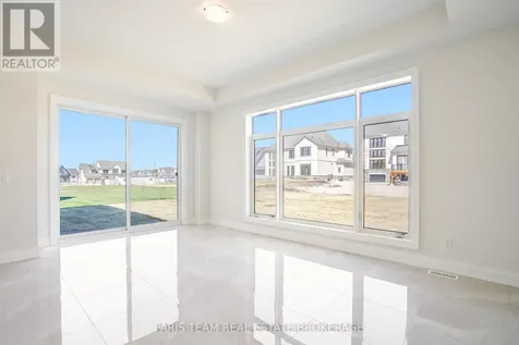 22 Aldwinckle Avenue Oro-medonte ON L0L 2L0