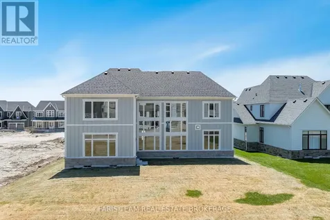 22 Aldwinckle Avenue Oro-medonte ON L0L 2L0