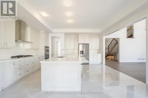 22 Aldwinckle Avenue Oro-medonte ON L0L 2L0