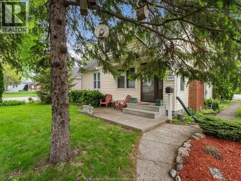 3803 Woodward Boulevard Windsor ON N8W 2Z2