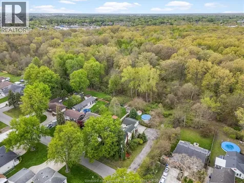 3803 Woodward Boulevard Windsor ON N8W 2Z2