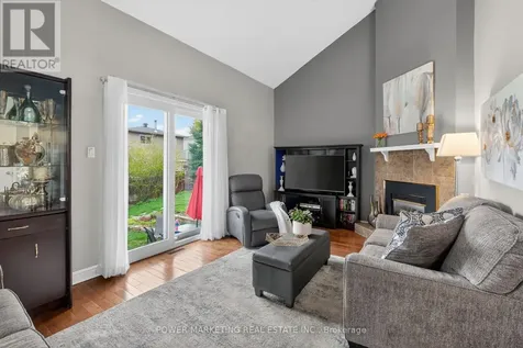 6451 Viseneau Drive Ottawa ON K1C 5H1