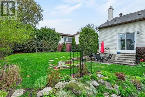 6451 Viseneau Drive Ottawa ON K1C 5H1