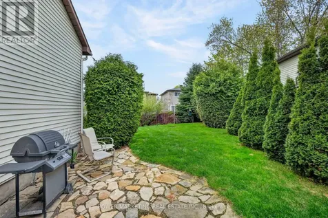 6451 Viseneau Drive Ottawa ON K1C 5H1