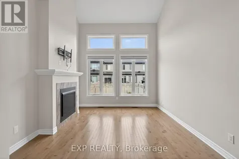 322 Rainrock Crescent Ottawa ON K1W 0J7