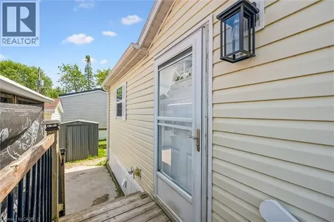 20 Elm Street Puslinch ON N0B 2J0