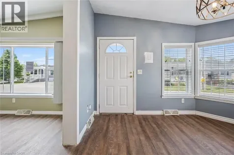 20 Elm Street Puslinch ON N0B 2J0