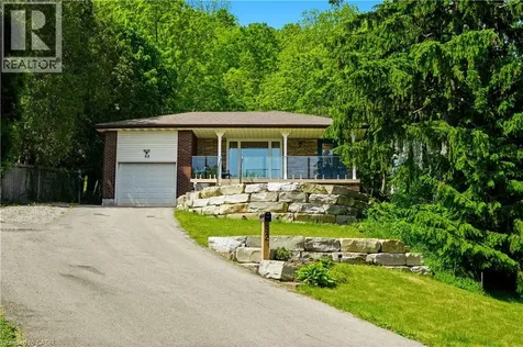 52 Parkside Avenue Dundas ON L9H 2S7