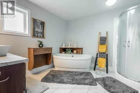 19241 Richmond Court South Glengarry ON K0C 2E0