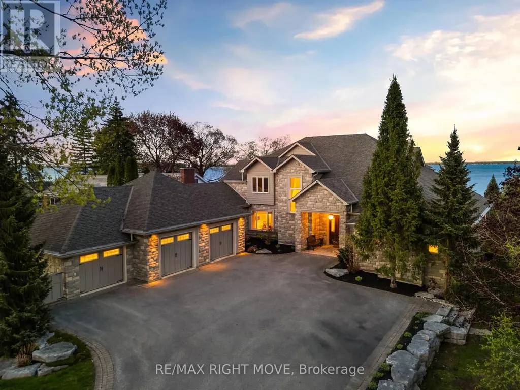 28 Maple Drive Orillia ON L3V 3W2