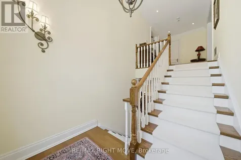 28 Maple Drive Orillia ON L3V 3W2