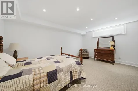 28 Maple Drive Orillia ON L3V 3W2