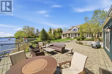28 Maple Drive Orillia ON L3V 3W2