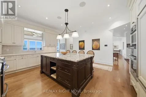 28 Maple Drive Orillia ON L3V 3W2